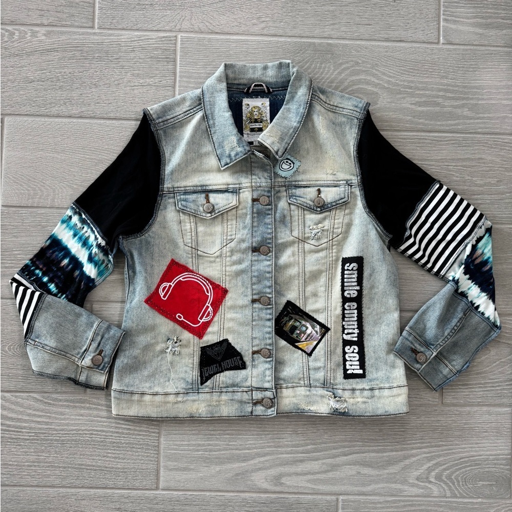STYLES EVER AFTER One of a Kind Upcycled Patch Jacket Size Medium VGUC